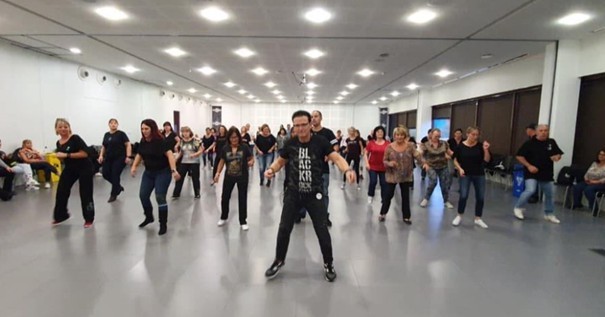 line dance.jpg